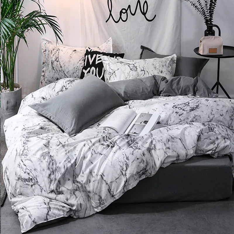 Luxurious 3-Piece Duvet Cover Set - detail view