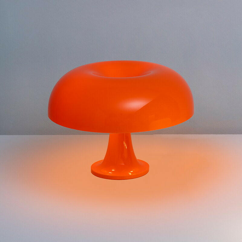 Smooz Mushroom Table Lamp - angle view